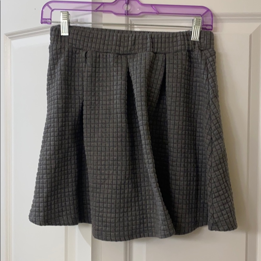 Gray skirt set